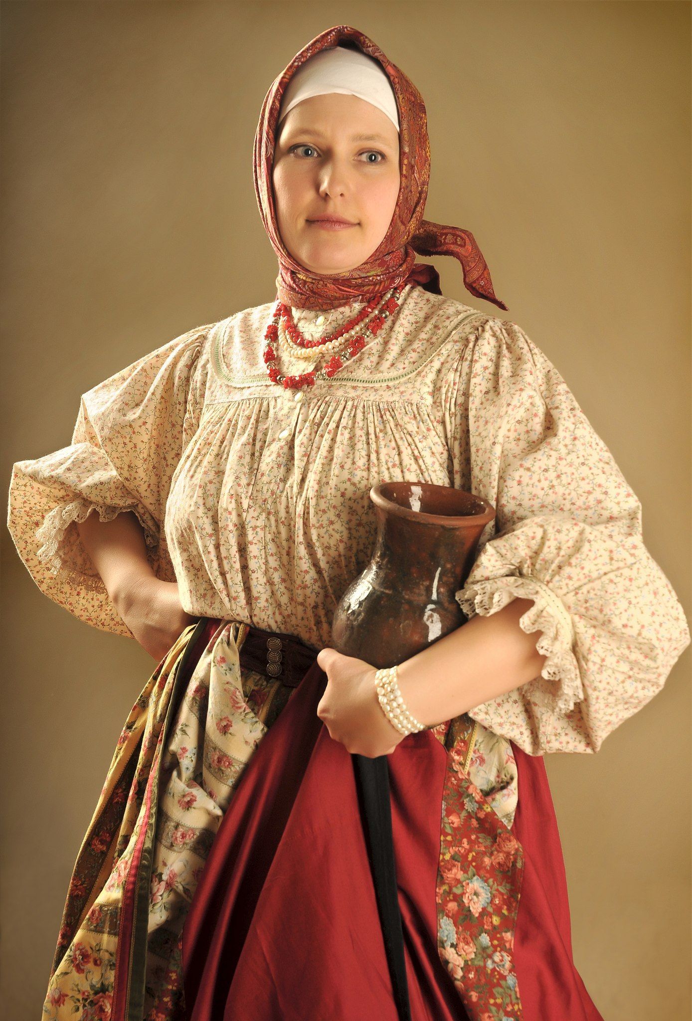 Girls in Slavic costumes in Diyarbakir